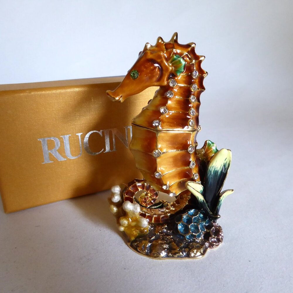 RUCINNI ENAMELED BEJEWELED SEAHORSE OCEAN TRINKET BOX (NEW IN BOX)